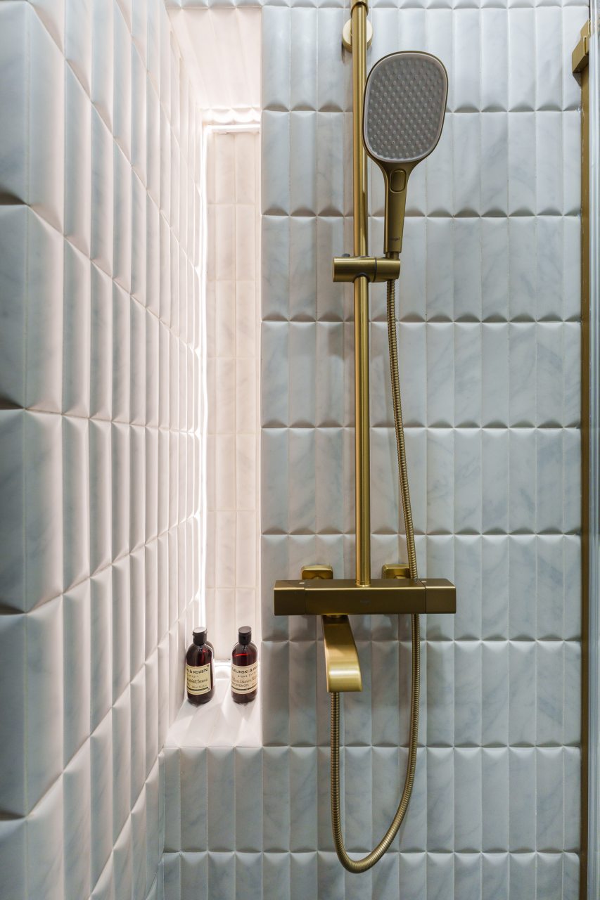 Трёхместный и более (Янтарь), Апартаменты Lux с террасой в центре Москвы