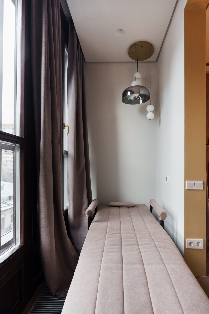 Трёхместный и более (Янтарь), Апартаменты Lux с террасой в центре Москвы