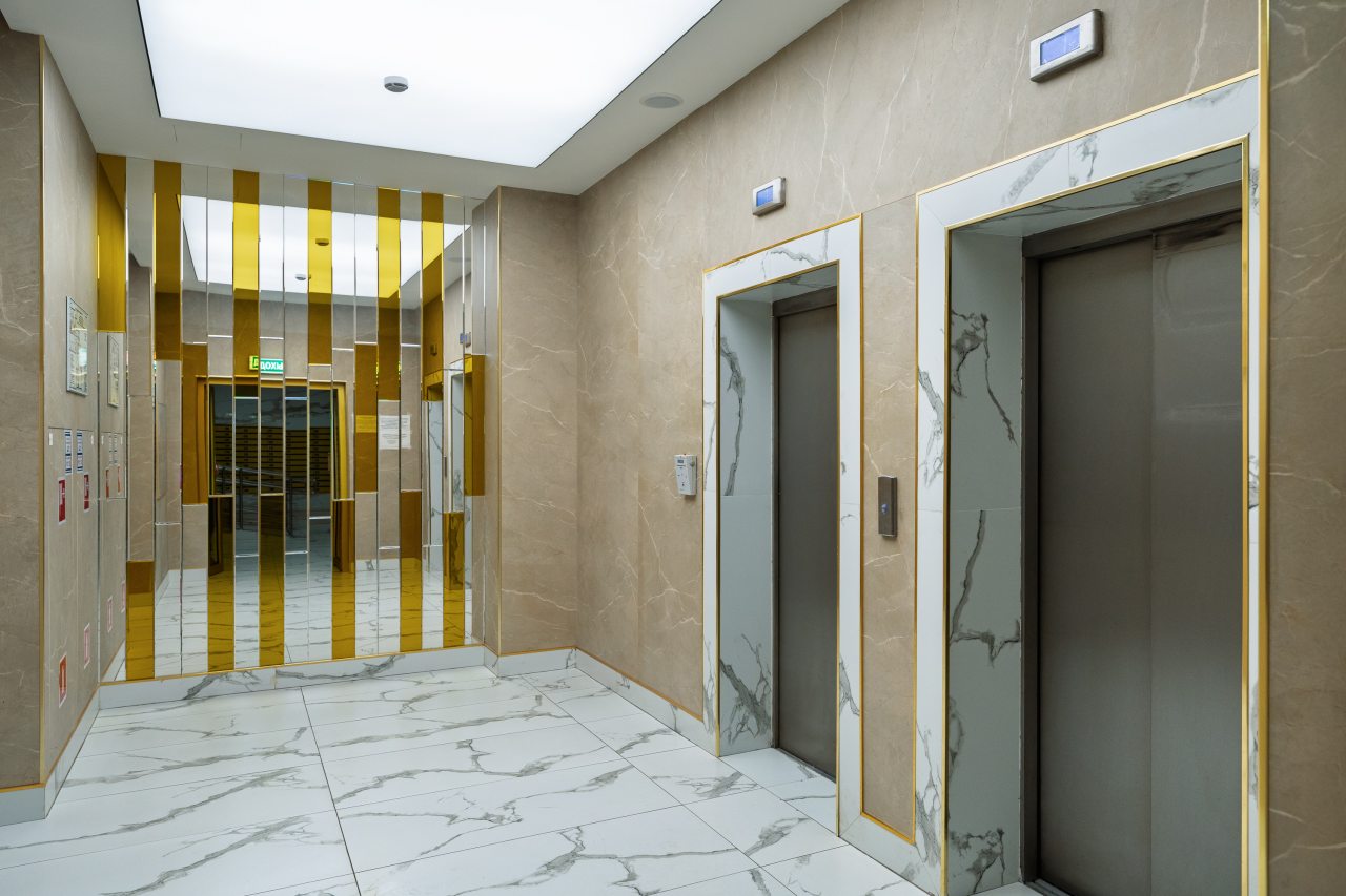 Лобби, Апартаменты Lux с террасой в центре Москвы