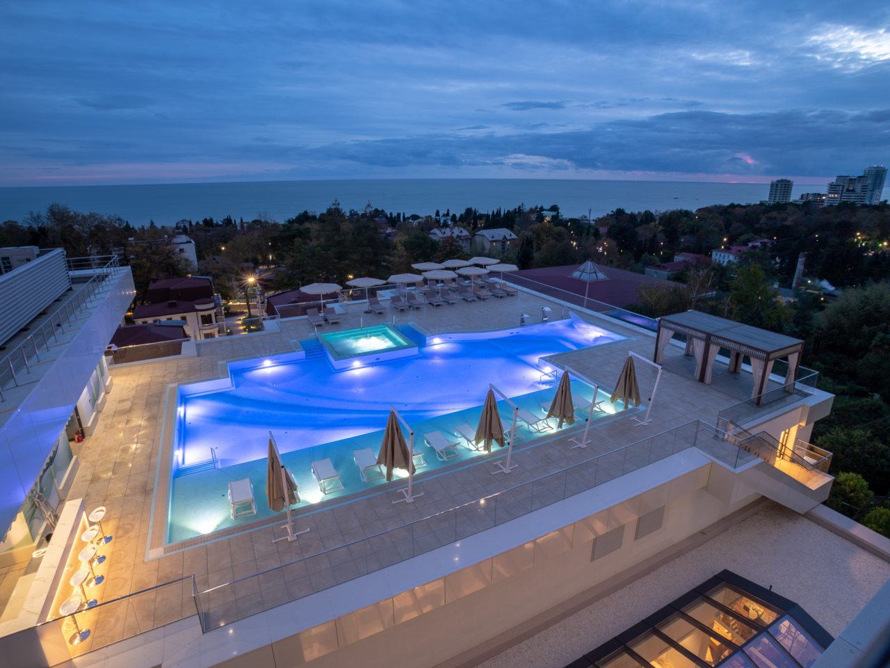 Открытый бассейн, Отель Luciano Hotel&SPA Sochi