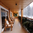 Бар у бассейна, База отдыха Green Park Spa Complex