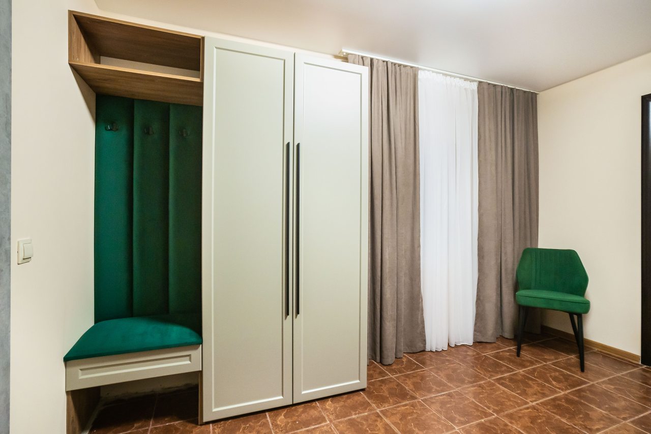 Полулюкс (DE LUXE 4-х без террасы), Отель Анютины Глазки