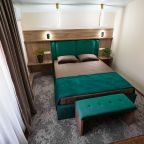 Полулюкс (DE LUXE 4-х бабочка), Отель Анютины Глазки