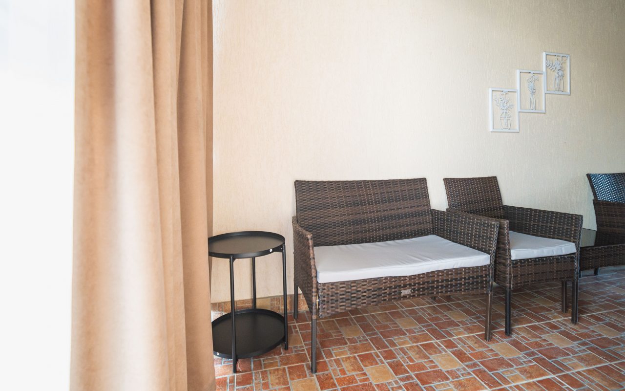 Люкс (FAMILY ROOM , 4 (2х комнатный)люкс), Отель Анютины Глазки