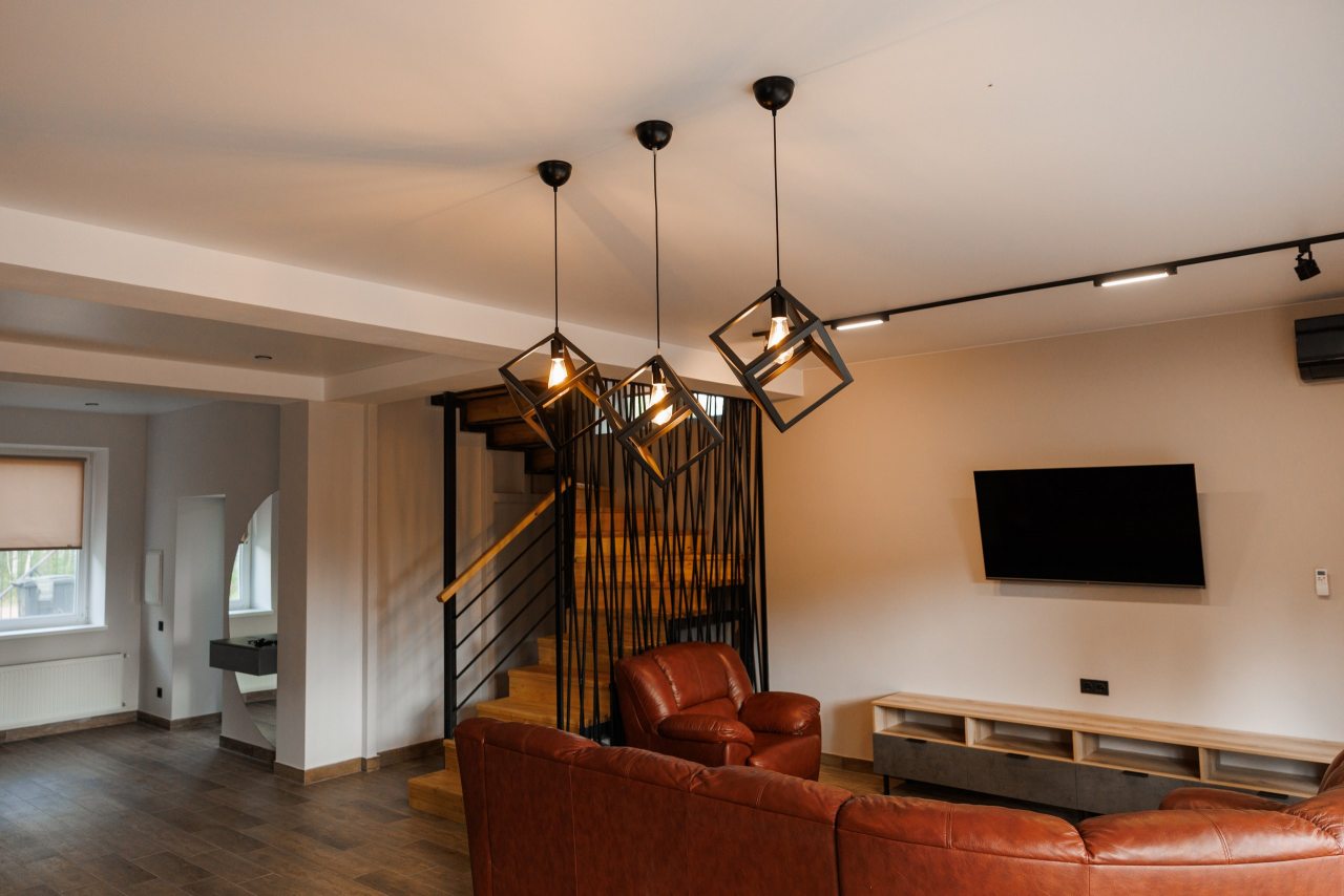 Лестница. Прихожая