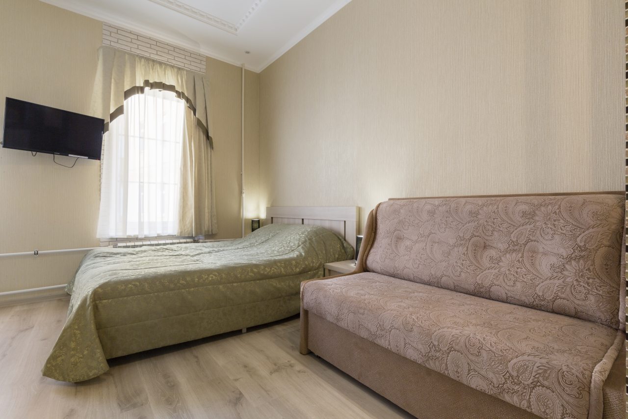Студио (Студия с двуспальной кроватью и диваном) апартамента Коломбо, Санкт-Петербург