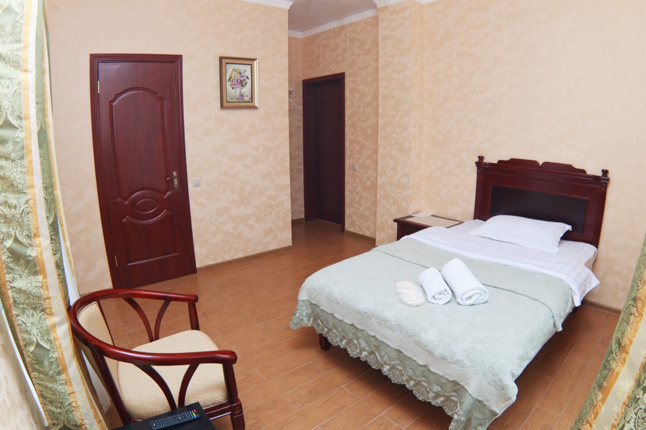 Двухместный (Двухместный с одной двуспальной кроватью) гостевого дома Dasn Hall, Домодедово