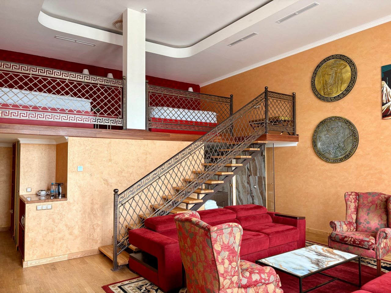 Люкс (Двухэтажный CAESAR), Отель Malakhovka palace