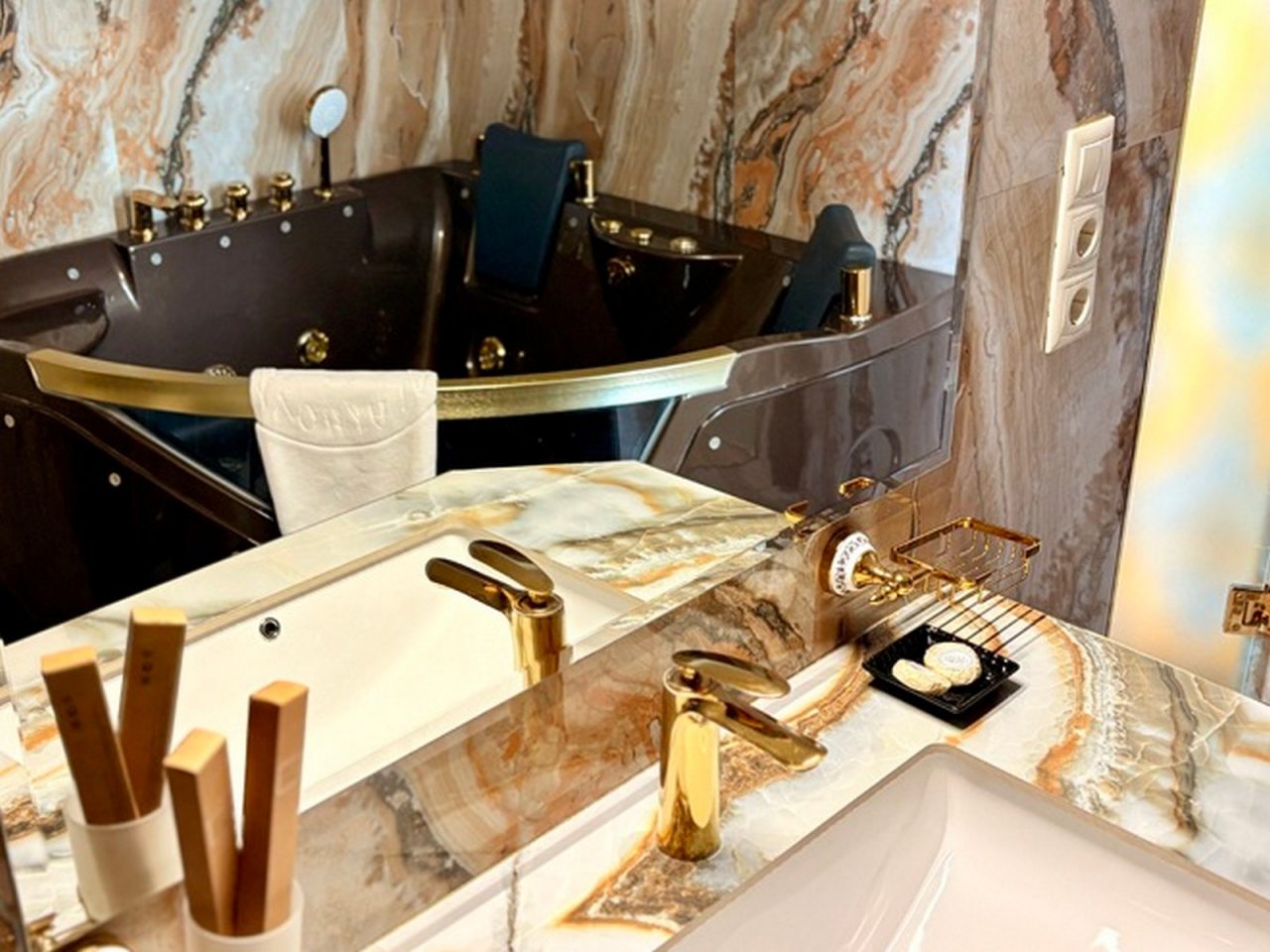 Двухместный (Полулюкс ENIGMA), Отель Malakhovka palace