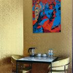 Полулюкс (NARCISO), Отель Malakhovka palace