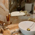 Полулюкс (FELICITA), Отель Malakhovka palace