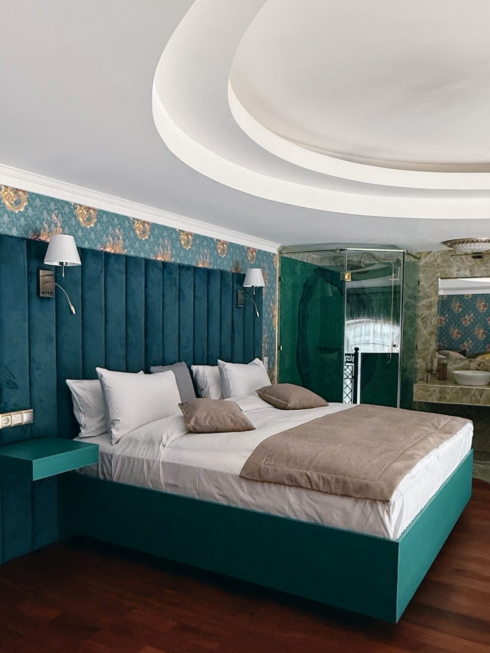 Полулюкс (DOLCE VITA с балконом), Отель Malakhovka palace