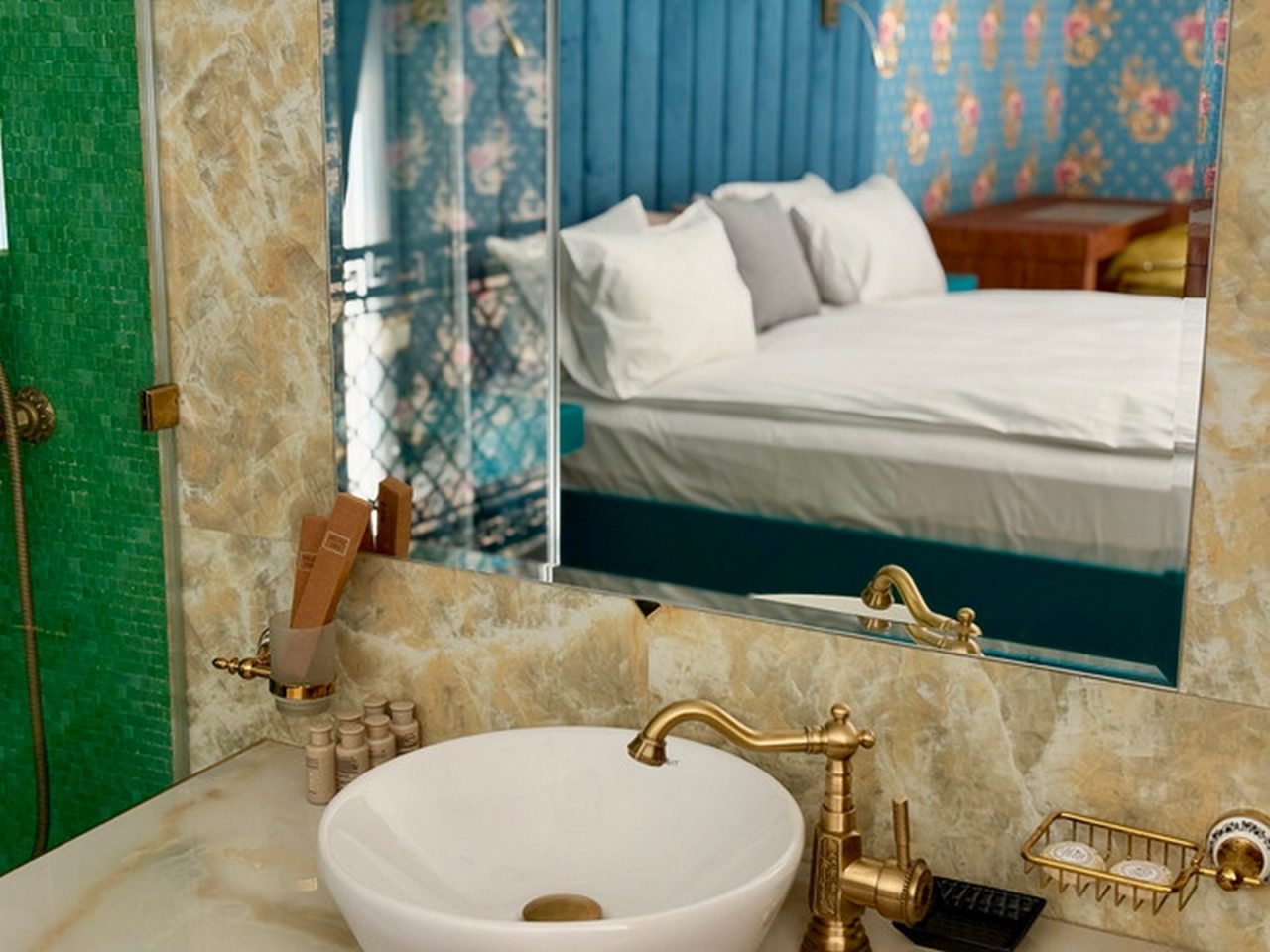 Полулюкс (DOLCE VITA с балконом), Отель Malakhovka palace