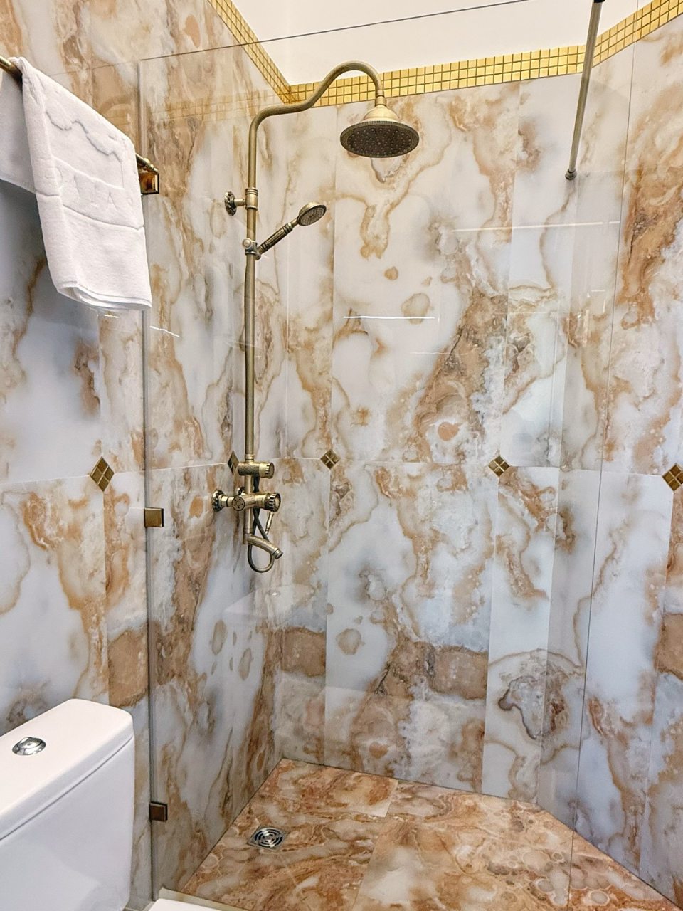 Полулюкс (DOLCE VITA с балконом), Отель Malakhovka palace