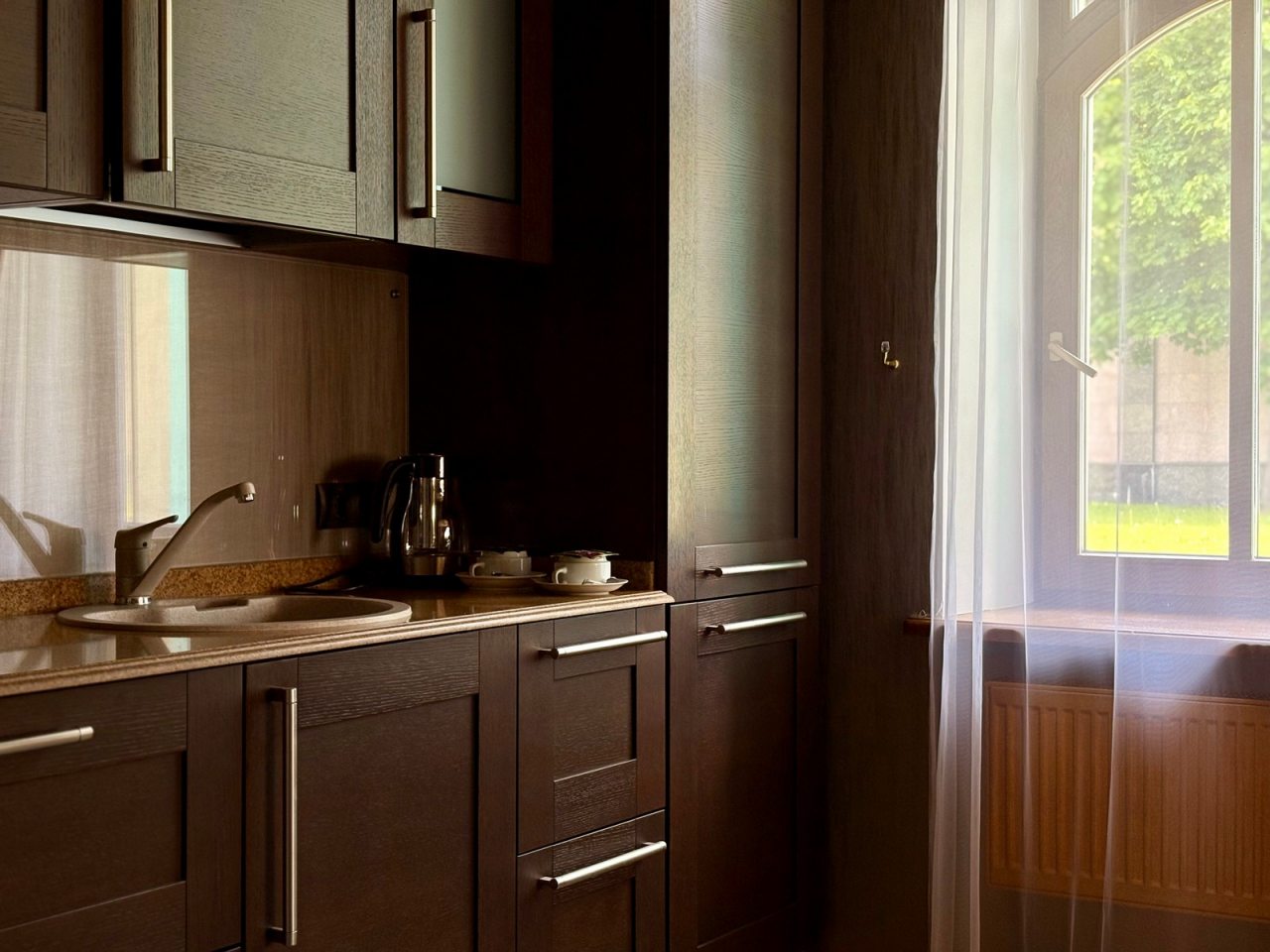 Апартаменты (DIONIS), Отель Malakhovka palace