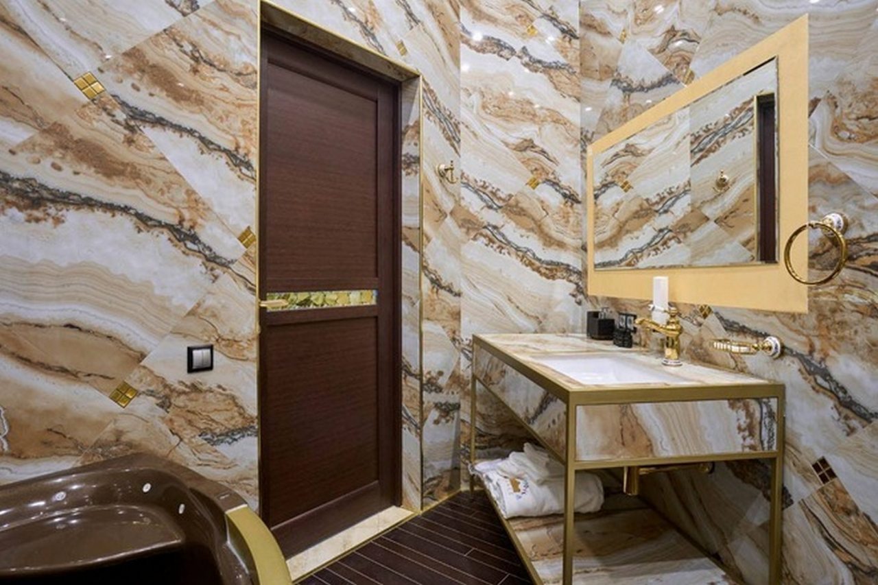 Апартаменты (DIONIS), Отель Malakhovka palace