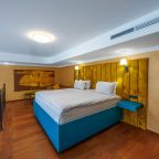 Люкс (SANSOUSSI двухэтажный с террасой), Отель Malakhovka palace