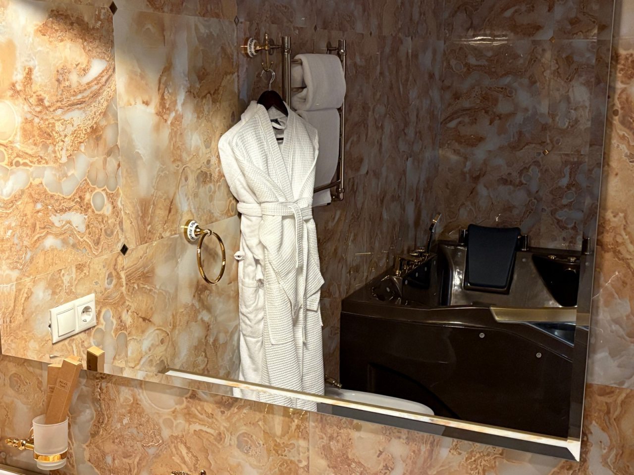 Люкс (SANSOUSSI двухэтажный с террасой), Отель Malakhovka palace