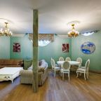 Сьюит (EDEN), Отель Malakhovka palace