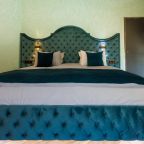 Сьюит (EDEN), Отель Malakhovka palace