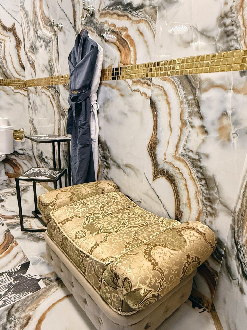 Сьюит (EDEN), Отель Malakhovka palace