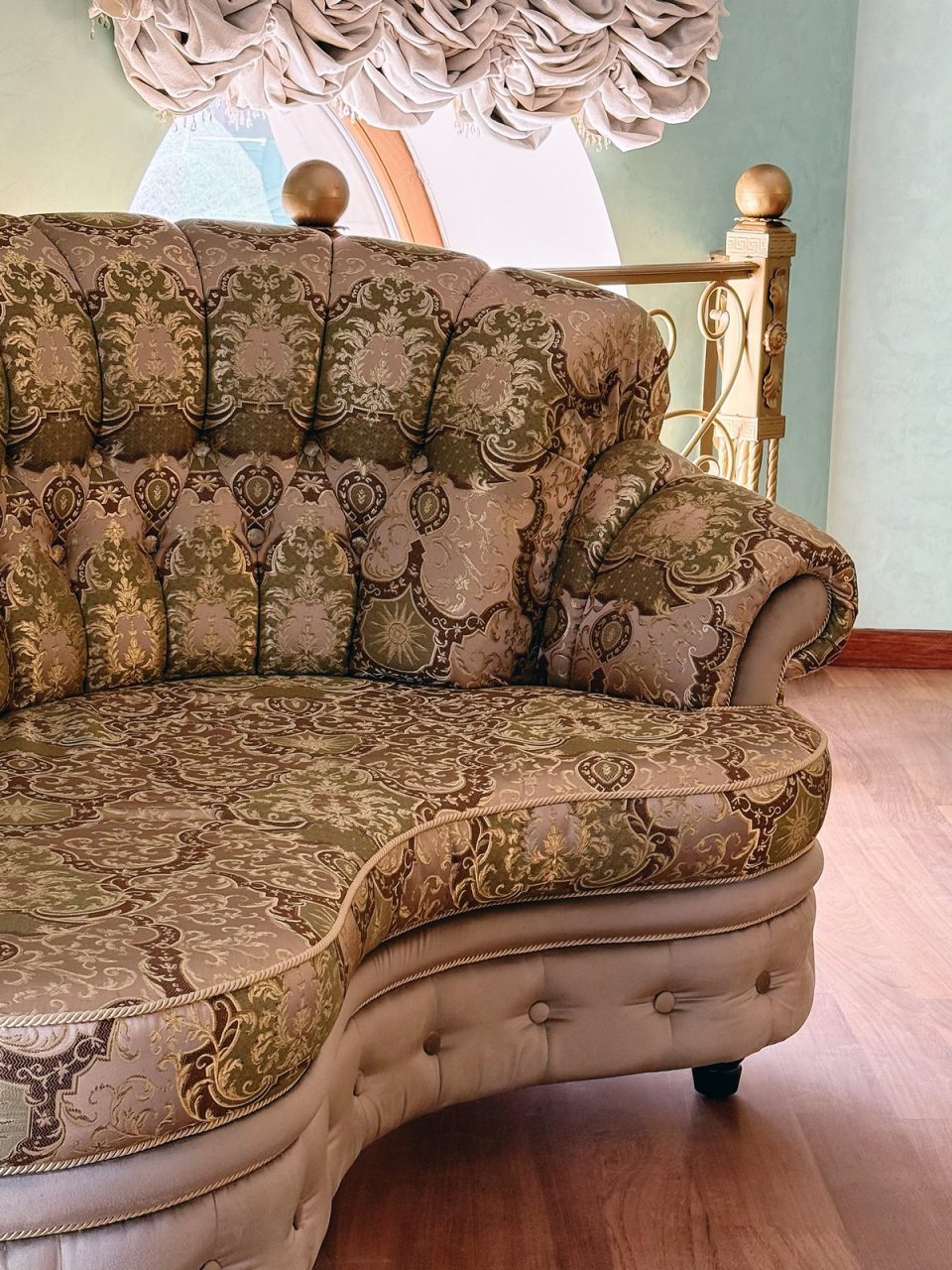 Сьюит (EDEN), Отель Malakhovka palace