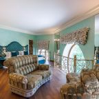 Сьюит (EDEN), Отель Malakhovka palace