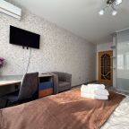 Апартаменты (Уютные двухкомнатные апартаменты на Скрыганова 4Д), Апартаменты Home Apart Скрыганова 4А