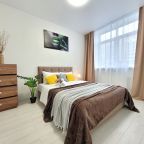 Двуспальная кровать - тахта с мягким топпером 140*200