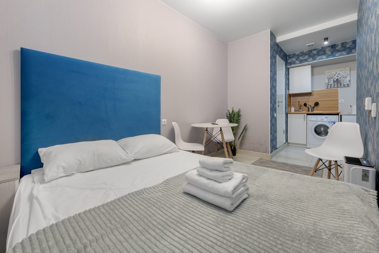 Апартаменты (LUX с двухспальной кроватью (№5)), Апартаменты VEDA Aparts Обводный 132