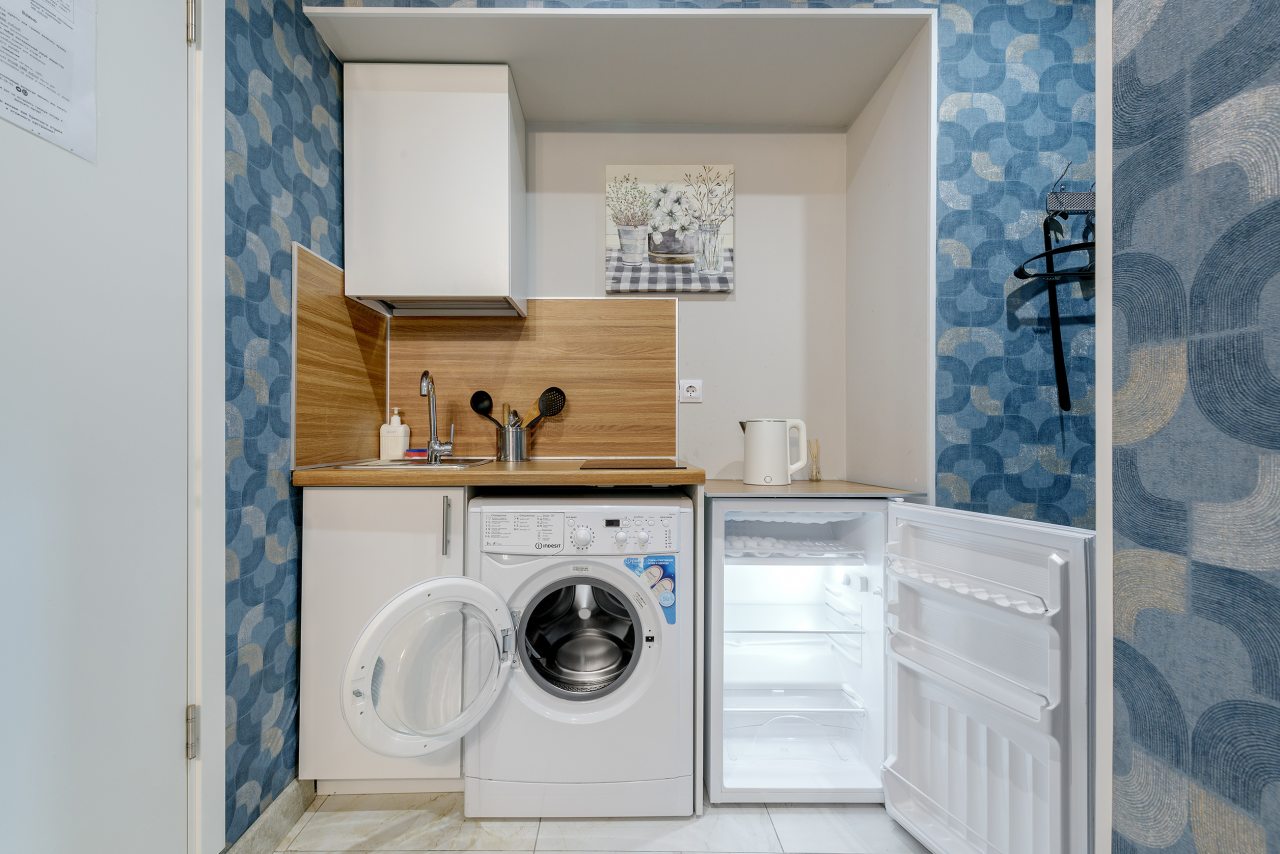 Апартаменты (LUX с двухспальной кроватью (№5)), Апартаменты VEDA Aparts Обводный 132