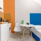 Апартаменты (С двухспальной кроватью (10)), Апартаменты VEDA Aparts Обводный 132