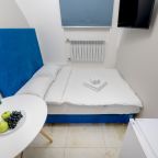 Апартаменты (С двухспальной кроватью (10)), Апартаменты VEDA Aparts Обводный 132