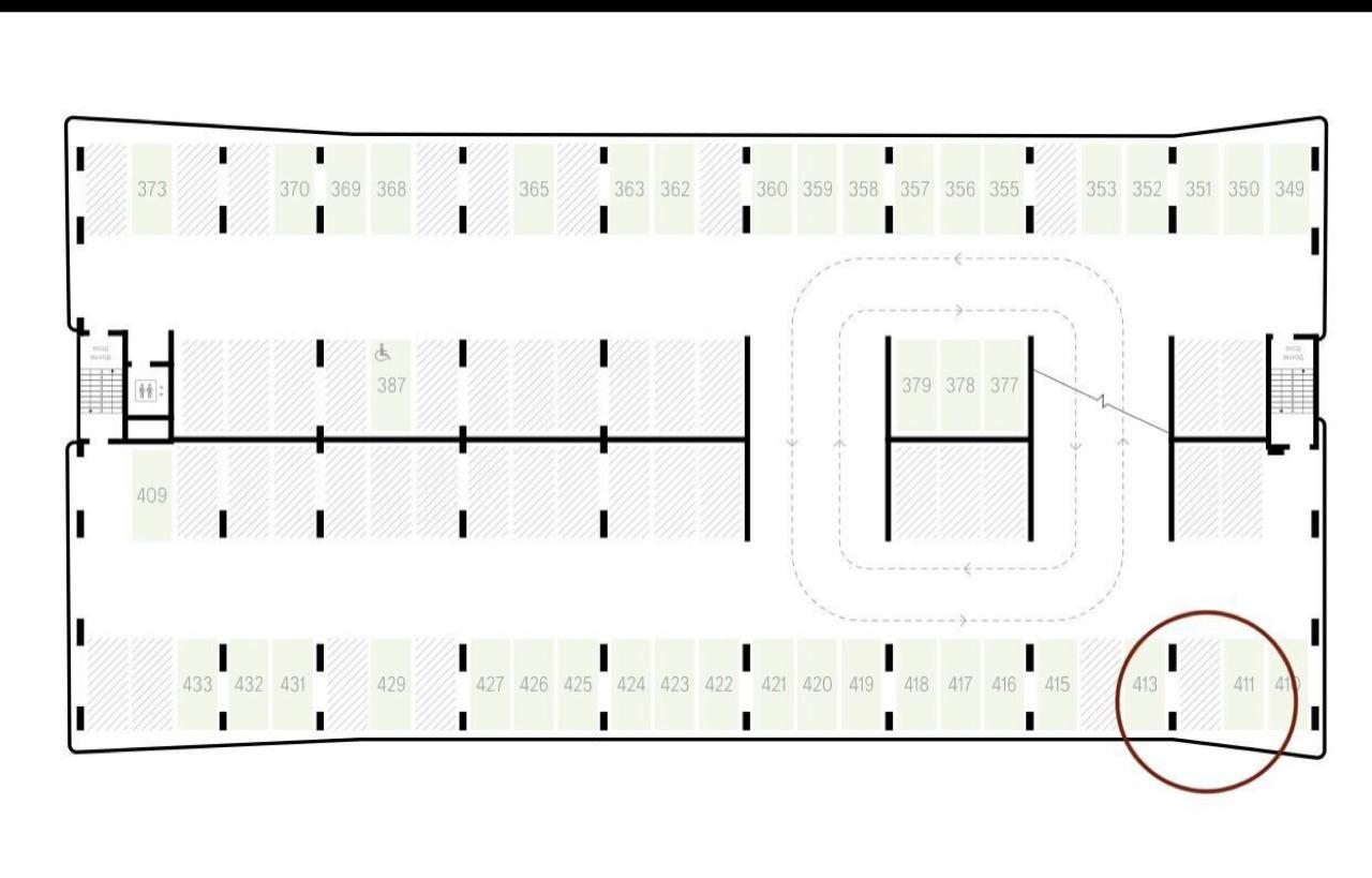 Многоуровневая парковка, Апарт-отель Брусника