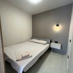 Комфортная, современная спальня