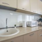 Апартаменты (На 12 этаже 141), Апартаменты TopHouse на Можжевеловой