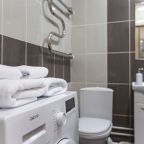 Апартаменты (На 12 этаже 141), Апартаменты TopHouse на Можжевеловой