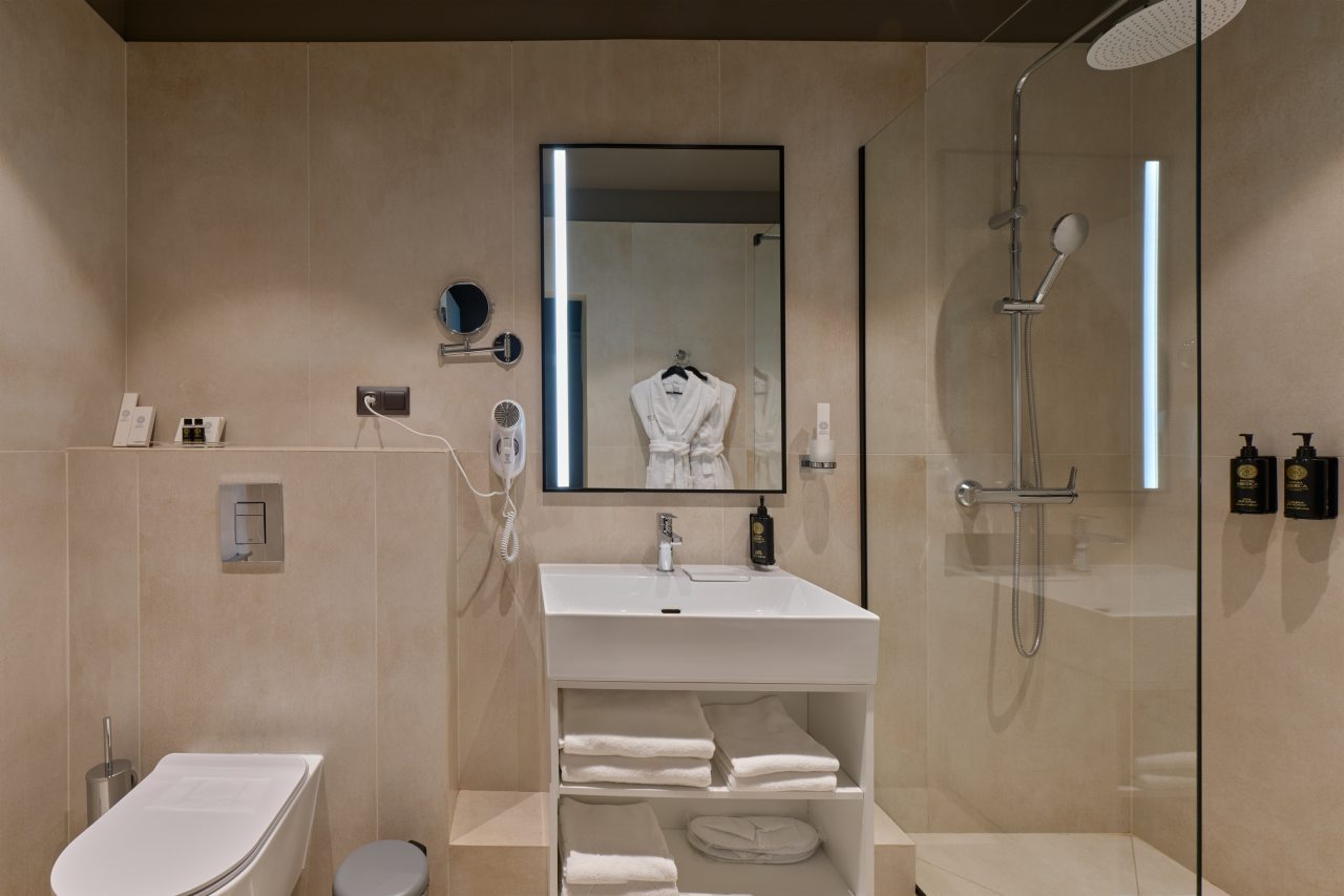 Двухместный (Джуниор Сюит), Отель SLIDE Bleisure & MICE HOTEL
