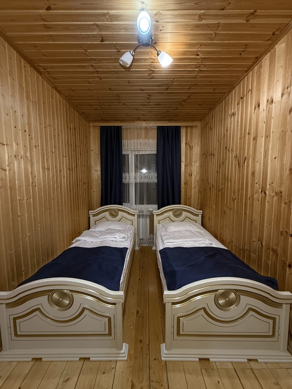 улучшенный семейный номер с удобствами