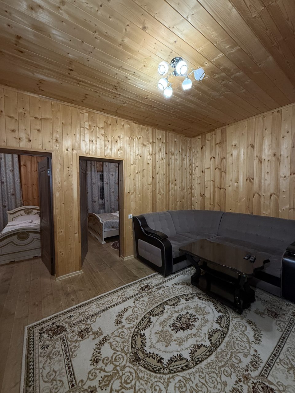 отдельный коттедж на территории