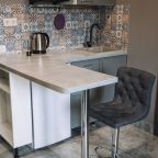 В номере найдете всё необходимое от чайника до микроволновки