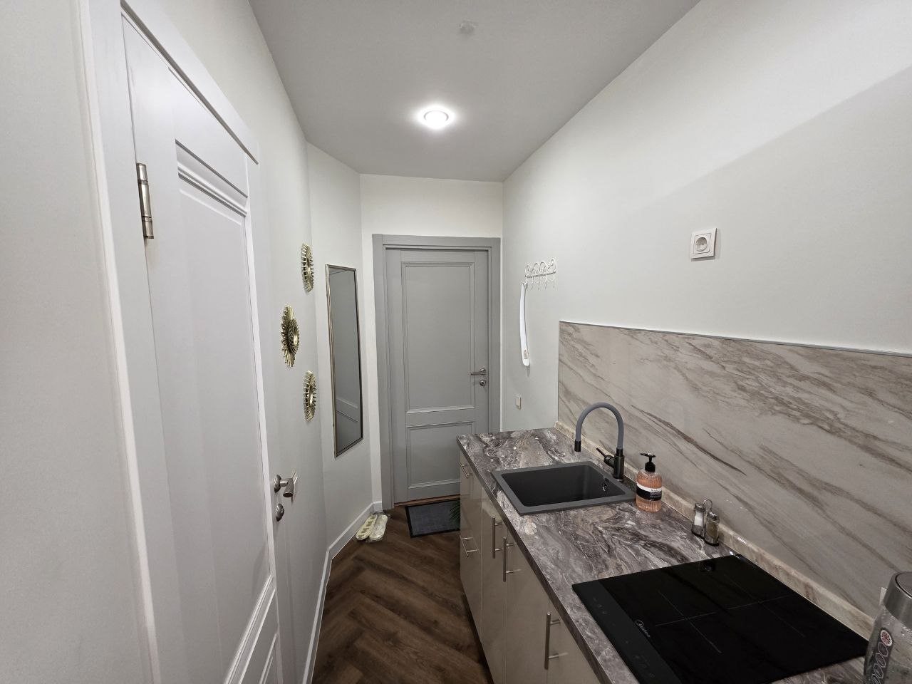 Двухместный (Улучшенный номер с удобствами вблизи Исаакиевского собора), Гостевой дом Адриан