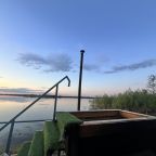 Банный чан на четверых - с видом на  Волгу, База отдыха ФамилиЯ