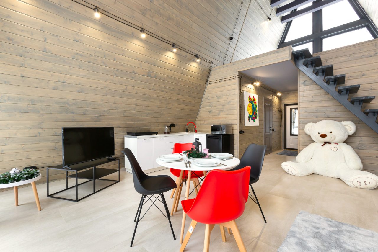 Коттедж (A-Frame №7 (с купелью и баней)), База отдыха Les Holidays