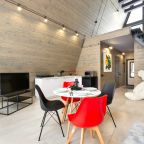 Коттедж (A-Frame №7 (с купелью и баней)), База отдыха Les Holidays