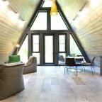 Дом (A-Frame №1 (с купелью)), База отдыха Les Holidays