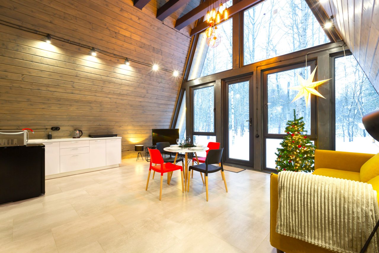 Коттедж (A-Frame №8 (с купелью и баней)), База отдыха Les Holidays