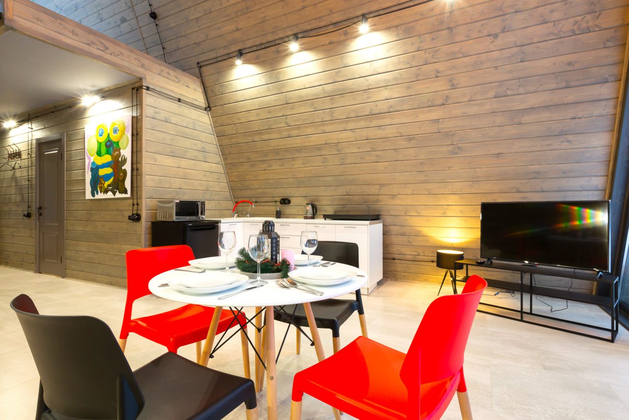 Коттедж (A-Frame №8 (с купелью и баней)), База отдыха Les Holidays