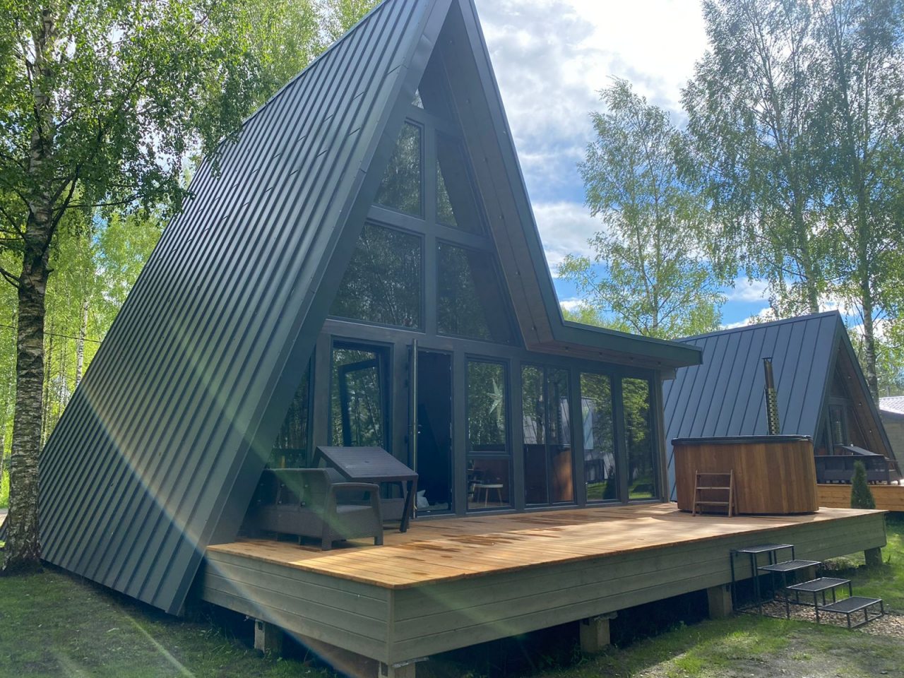 Коттедж (A-Frame №8 (с купелью и баней)), База отдыха Les Holidays