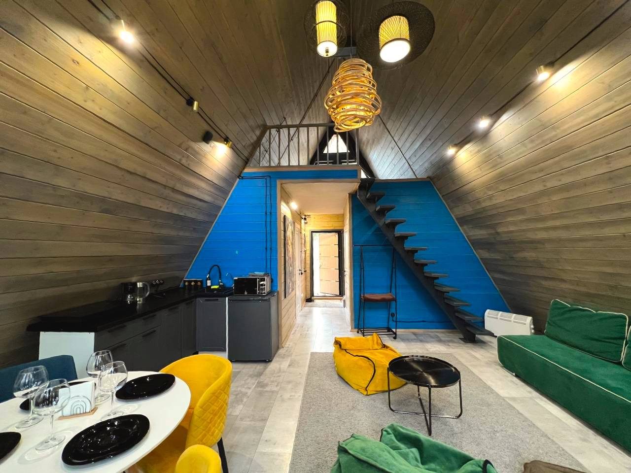 Дом (A-Frame №4 (с купелью)), База отдыха Les Holidays